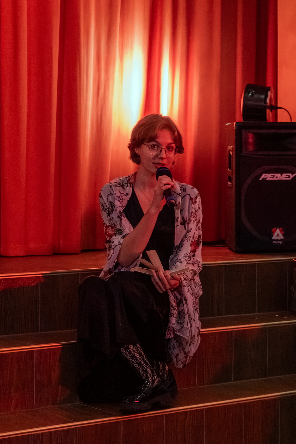 Zdjęcie 06.11.2025 Czytanie Narodowe-1211694b21-a5de-4be8-a47a-2dcdf306ec41.jpg w galerii Narodowe Czytanie poezji Jana Kochanowskiego A. D. 2025